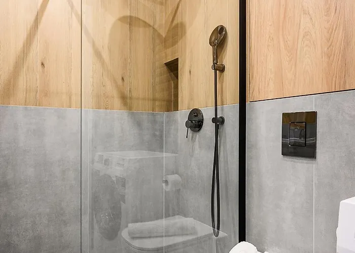 Shortstaypoland Srodziemnomorska B145 Varsovie